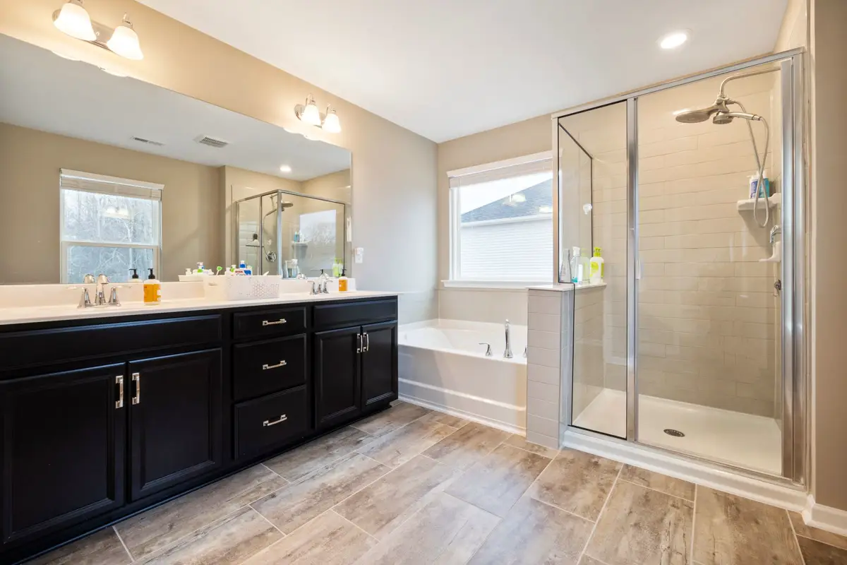 A fully renovated bathroom